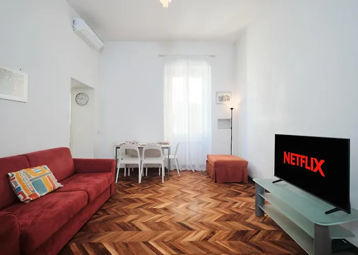 5 Minutes From The Colosseo - Free Wi-fi & Netflix *